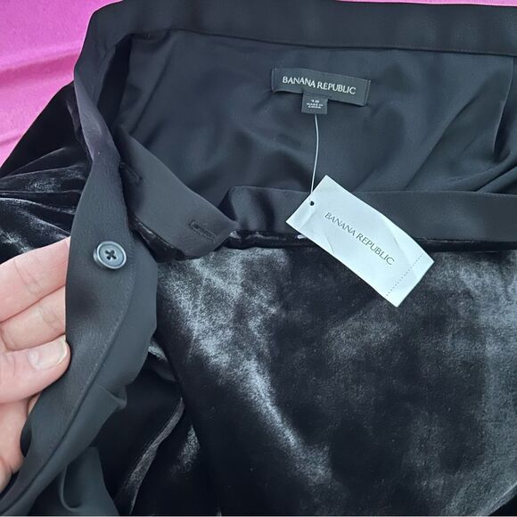 Banana republic Elegant Black Velvet Skirt - Picture 7 of 13